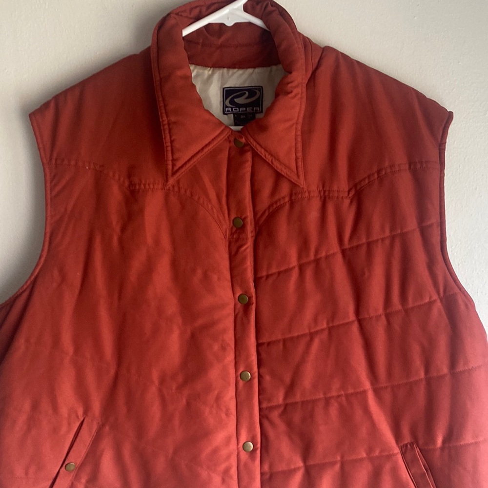 Roper Vest - Picture 2 of 6